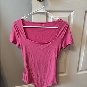 Abercrombie & Fitch Pink Short Sleeve Tee